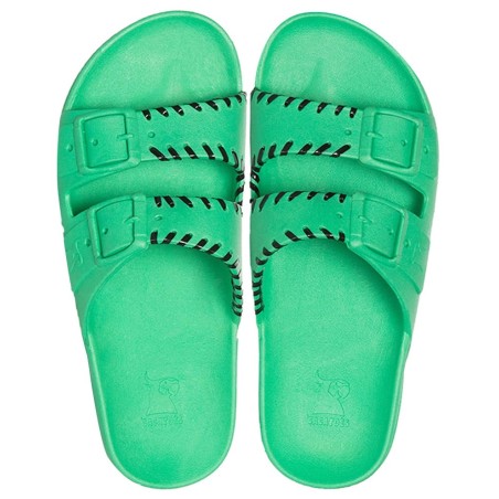 sandales vertes détails noirs cacatoès vues de haut