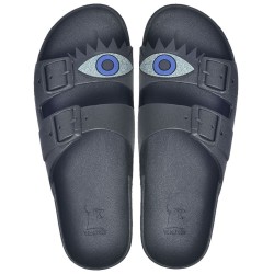 sandales noires patch œil bleu cacatoès vues de haut