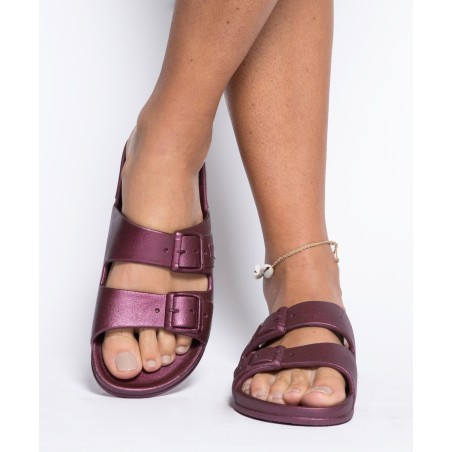sandales prune irisées cacatoès portées