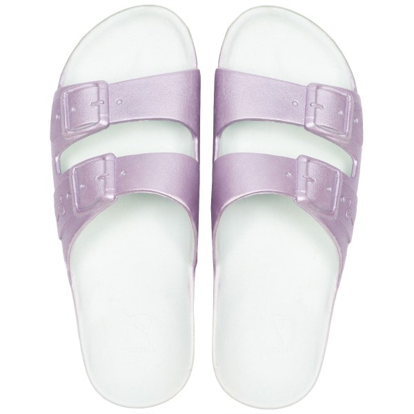 sandales violettes cacatoès vues de haut