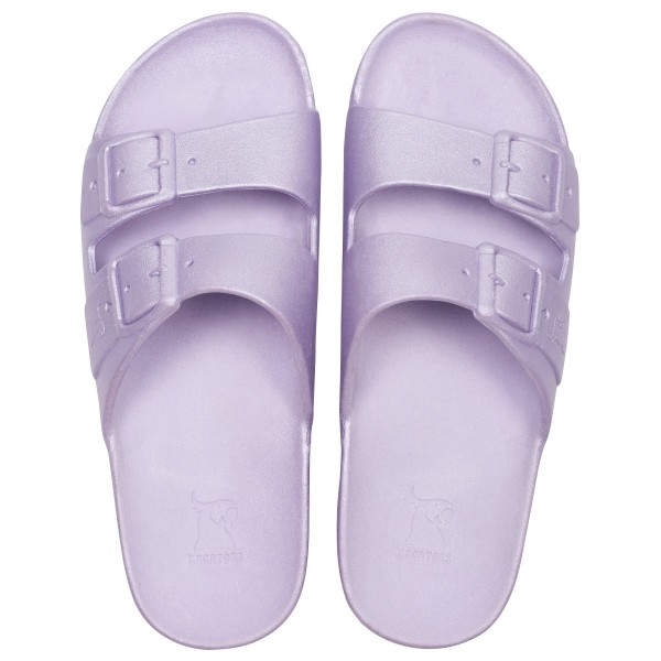 sandales violettes irisées cacatoès vues de haut