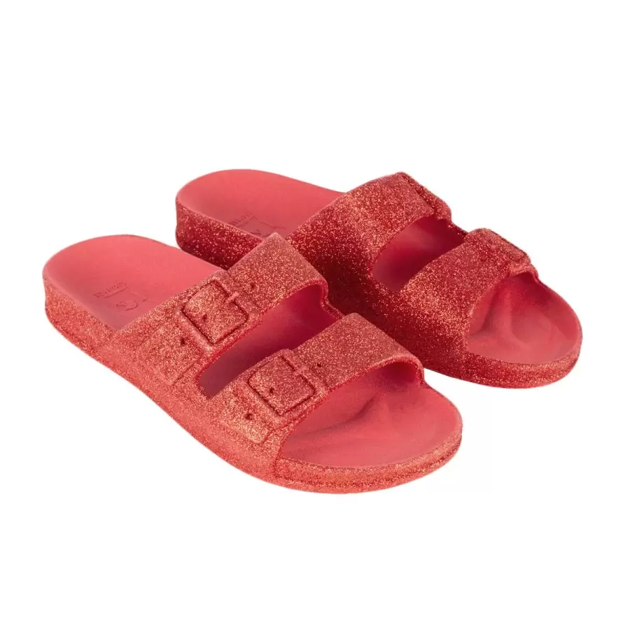 sandale rouge à paillettes cacatoès vue de trois quart