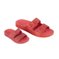 sandales rouges pailletées cacatoès vues de trois quarts qui scintillent adulte et enfant