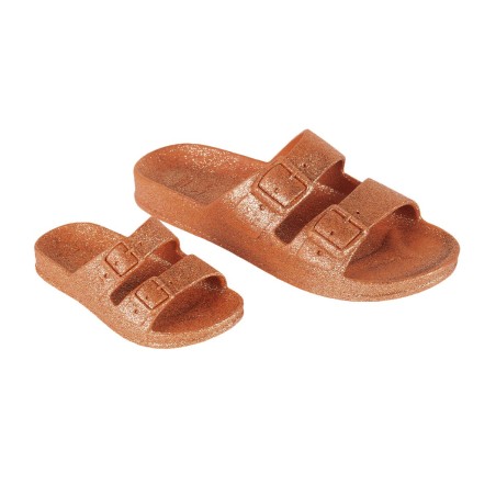 sandales sahara à paillettes cacatoès vues de trois quarts adultes et enfants qui scintillent