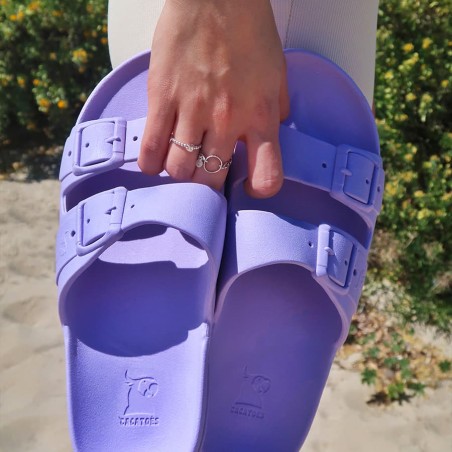sandale violet pastel pour femme vue lifestyle
