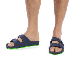 sandale homme brasilia bleu et vert fluo vue portée sur fond blanc