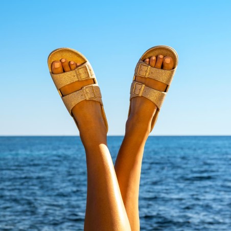 sandale beige à paillettes cacatoès vue portée lifestyle