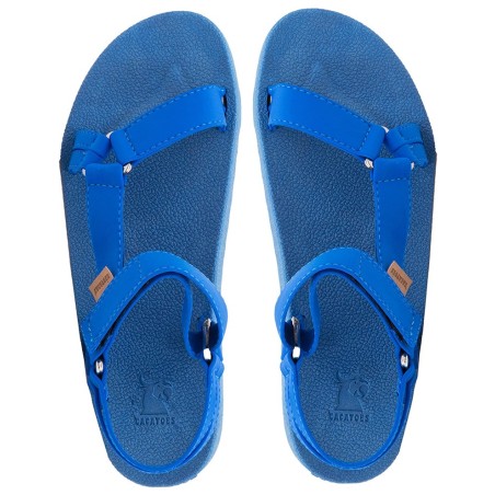 sandales bleues sportives cacatoès vues de haut