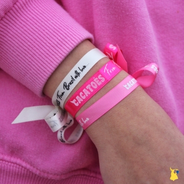 Cacatoès vous porte chance 🍀 Et vous, comment utilisez-vous vos bracelets Cacatoès ? Porte-clés, au poignet, à la cheville... Dites-nous tout en commentaires ! 
.
.
.
#luck #luckybracelet #pink #pinkcolor #brazilianbracelets #bracelet